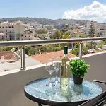 Mariam Luxury Апартаменти *