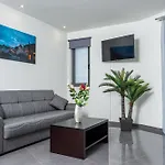 Апартаменти Mariam Luxury