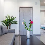 Mariam Luxury Апартаменти *