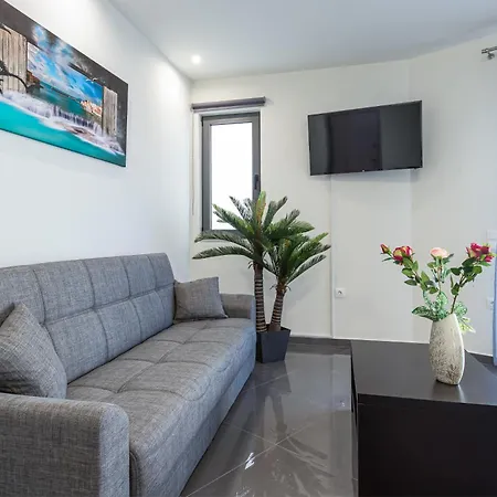 Mariam Luxury Hriszí Aktí Haniá