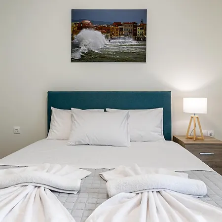 Mariam Luxury * Hriszí Aktí Haniá